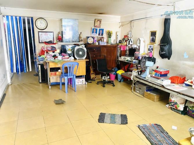 140m2, giá 12.1 tỷ còn TL, nhà cấp 4 tiện xây mới HXH đường Nguyễn Cửu Vân, giáp Q.1 - 1