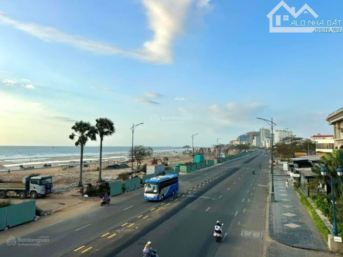 BÁN ĐẤT 4.75X16 ĐƯỜNG HỒ QUÝ LY ĐI BỘ RA BÃI SAU 300M GIÁ 11 TỶ TL - 1