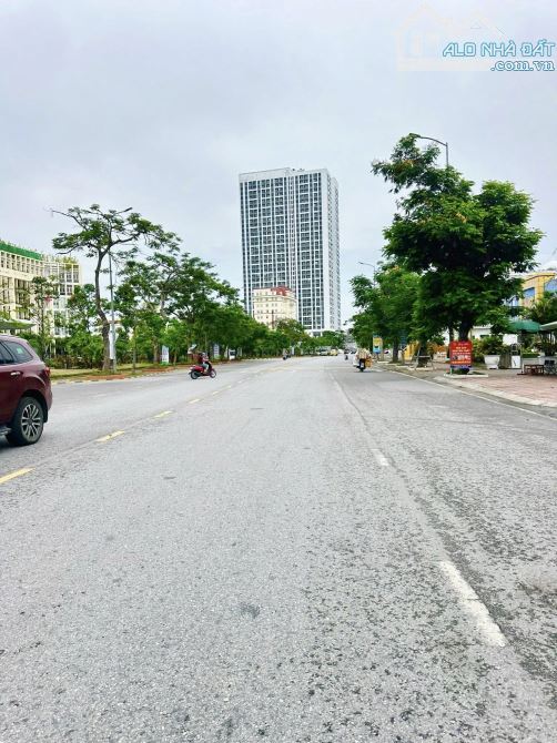 Ms Linh- Bán lô đất siêu đẹp mặt đường Hồng Bàng- Sở Dầu ngay trung tâm quận - 1
