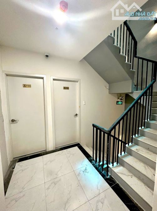 Bán CHDV Vũ Tùng P2 Q.BT 130m2 ngang 7.3m 28P thu nhập 150tr Giá chỉ 32 Tỷ - 1