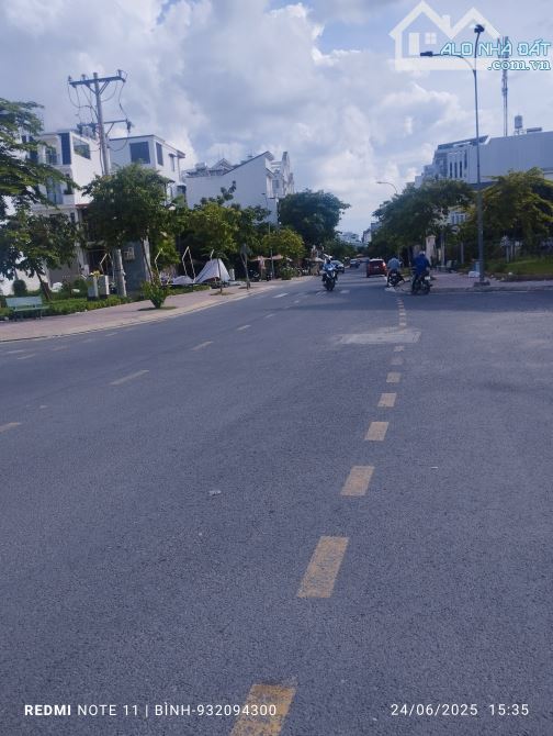 Nhà đẹp Gò Vấp, Mặt Tiền đường 16m, 4 tầng 99m2, kênh Tham Lương, Nguyễn Oanh, f15 14,XXtỷ - 1