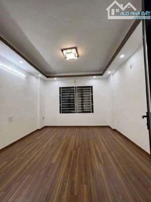 Cho Thuê Nhà phố Phúc Đồng, Long Biên 8 triệu, 34 m , 5 tầng full nội thất, ô tô đỗ cổng. - 1