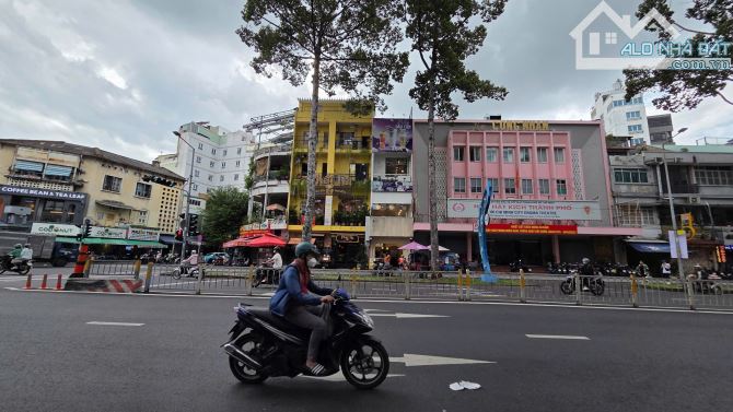 🏠[4mx20m]🏠 Mặt tiền Trần Hưng Đạo Q1❌Ngay ngã tư Đề Thám, cách phố tây Bùi Viện 200m - 1