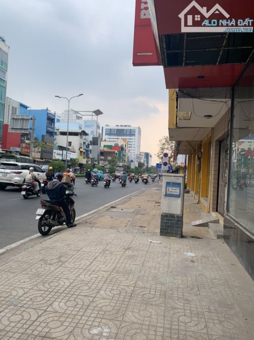 Bán nhà Trần Huy Liệu -Q.Phú Nhuận - 10.5x16m -Nhà 3 tầng -hđt 90tr/tháng -Giá 27 tỷ - 1