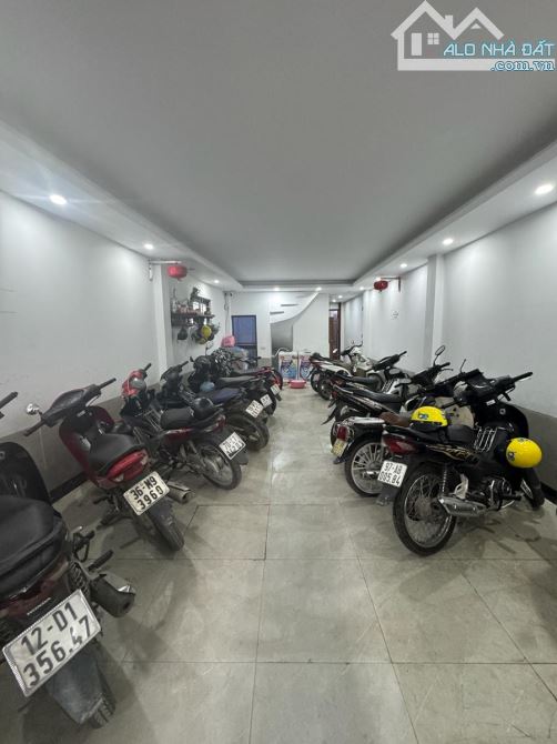 Căn hộ dịch vụ 17 phòng, giá hơn 16 tỷ ở Vạn Phúc, Hà Đông, ngõ thông, gần ô tô, tiện ích - 1