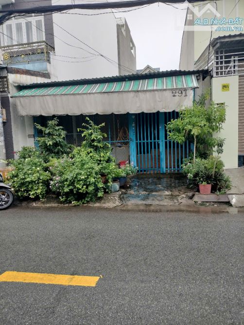 Bán nhà cấp 4, Mặt tiền (DT 109m2) - P. Bình Hưng Hòa, Q.Bình Tân - 1