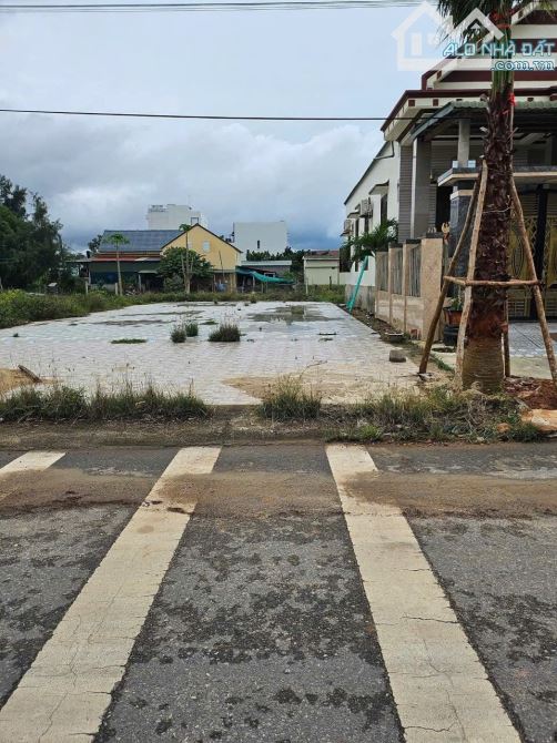 Bán Đất Mặt Tiền Đường Nguyễn Hoàng đối diện cổng Biển Cửa Việt Quảng Trị - 1