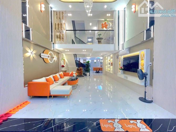 Nhà Đẹp, Hẻm 6m, Gần Phú Mỹ Hưng, 96m², 4 Tầng, Full Nội Thất, Chỉ 8 Tỷ 9 - 1