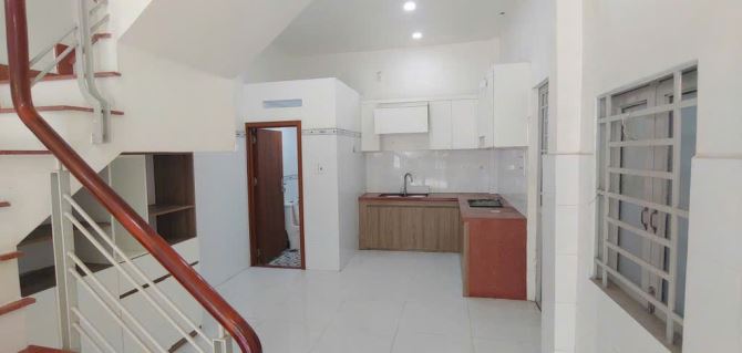 🔥DÃY TRỌ 2 tầng Mặt tiền đường TX38 phường TX Q12, 104m2 (5mx21m) Hẻm 8m DÒNG TIỀN 9,5tr/ - 1