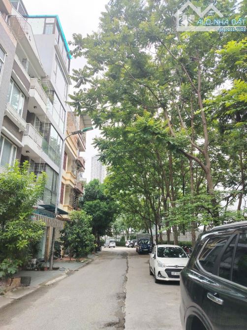 Gia đình tôi bán Tòa Nhà 7 Tầng Thang Máy, 75m², mt 5m, Vạn Phúc, Hà Đông - 1