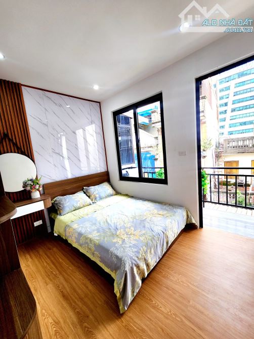 Bán căn nhà tập thể 2 ngủ, 2VS đủ tiện nghi sang trọng, gần Hồ Hai Bà,Ph Đồng nhân 3.35 tỷ - 2