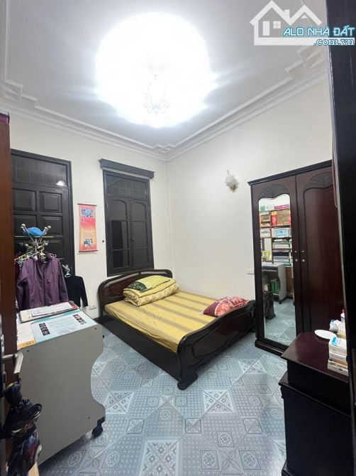 BÁN NHÀ TẦNG 1- KINH DOANH- VĨNH HỒ  -ĐỐNG ĐA-Ô TÔ VÀO NHÀ-95m2-  4,35 TỶ - 2