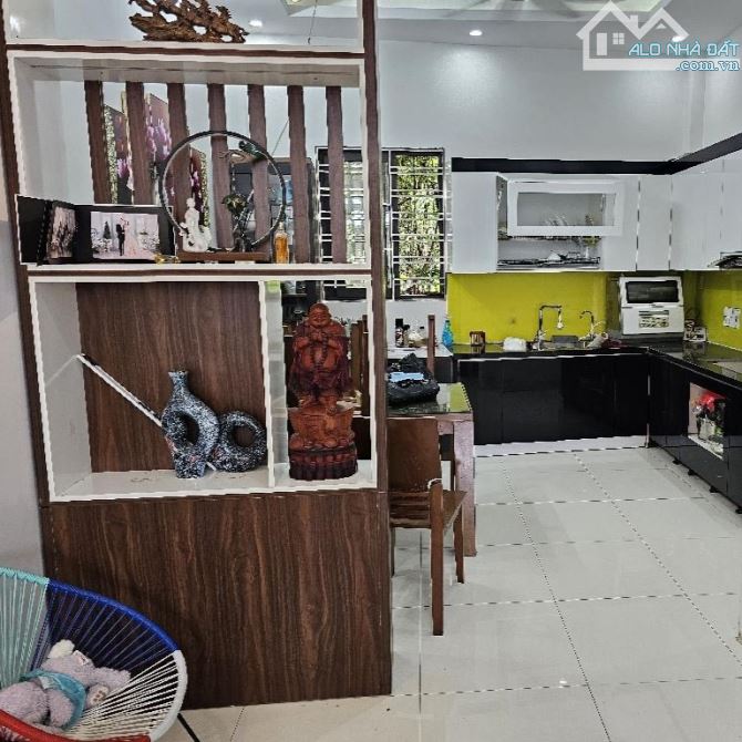 Nhà Kim Hoàng 39m2 mặt tiền gần 4m nở hậu 2 thoáng dân xây 20m ra ô tô 100m ra chợ 5 tỷ 5 - 2