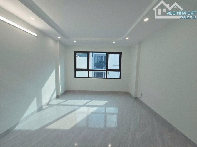 NHÀ MỚI LIÊN MẠC - Ô TÔ ĐỖ CỬA, 40M2, 5 TẦNG, MT 4M - GIÁ 7 TỶ - 2