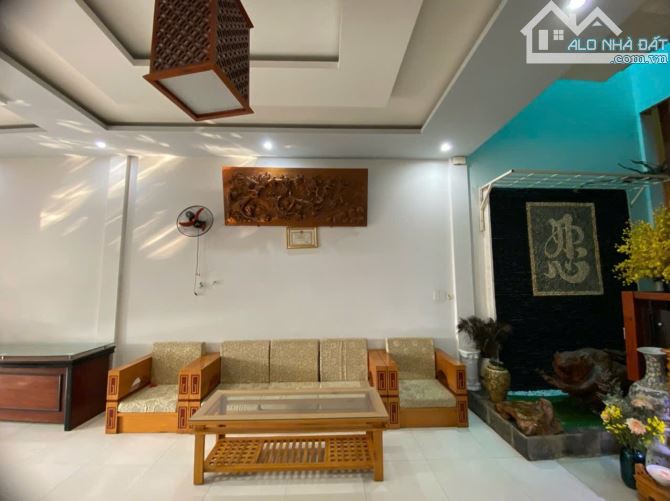 SIÊU RẺ MẶT TIỀN TRUNG TÂM – VỊ TRÍ KINH DOANH ĐẮC ĐỊA! - 2