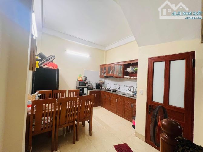 Ngọc Hồi sau tòa Tecco Tứ Hiệp bán nhà 50m2 4 tầng Ô tô tránh vỉa hè HƠn 9 tỷ - 2