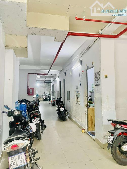 Bán Toà CHDV Tân Hương, 5 tầng, thang máy, dòng tiền 170tr/ tháng - 2