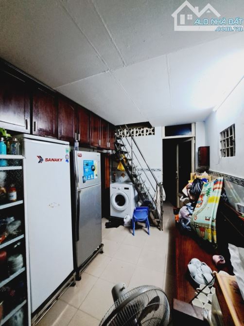 Nhà HXH Độc Lập_ Tân Quý Tân Phú. DT 68m2. 2 tầng. Ngang 4m x dài 17m. Giá 5.6 tỷ. - 2
