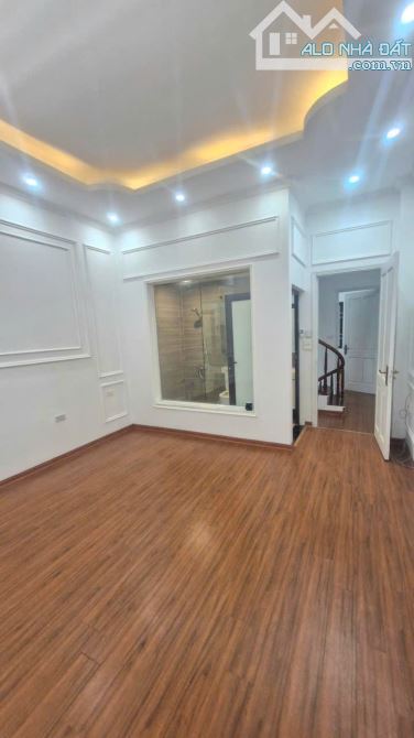 Bán phân lô cán bộ 4 tầng, 44m2 phố Thái Hà, quận Đống Đa, gara ô tô, giá chỉ nhỉnh 14 tỷ - 2