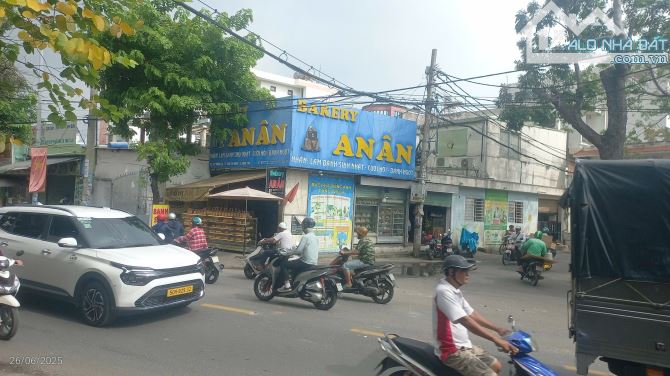 Nhà bán: mặt tiền hương lộ 2. Q Bình Tân. DTSD 604m2. 2 tầng. Giá 58 tỷ - 2