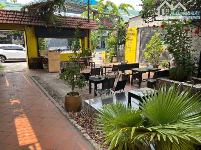 Bán nhà mặt tiền D8 KDC Thuận Giao 10x32 đang Kd Cafe - 2