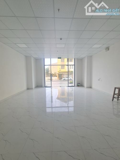 Bán căn Shophouse 3 tầng Chung Cư Phúc Thịnh - P. Vinh Tân - 2