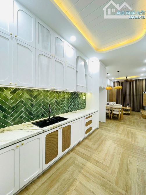Nhà đẹp 2 Tầng BÙI THỊ XUÂN- giá chỉ 2tỷ 7xx - 2