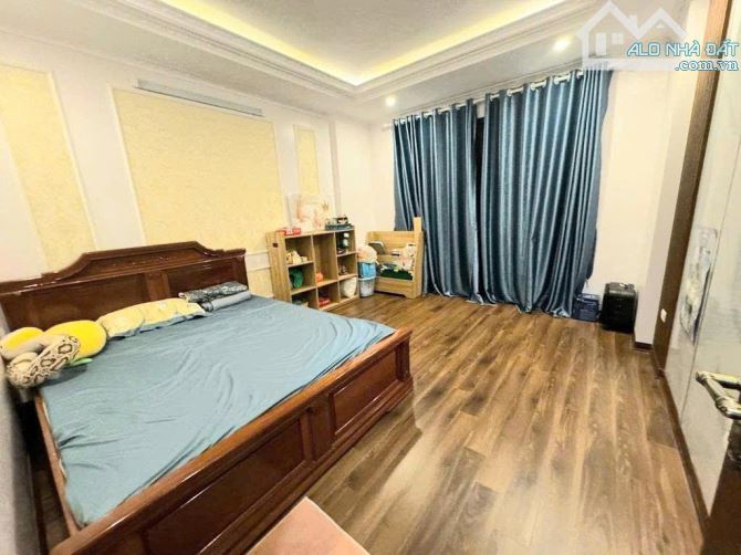 Bán nhà Khu Phân Lô Võ Thị Sáu - LÔ GÓC - MẶT NGÕ THÔNG - 65m2 x 4 Tầng - Sổ vuông đẹp - 2