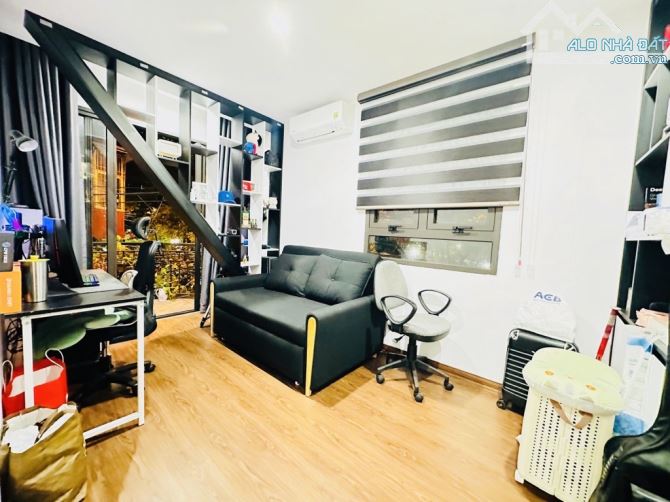 Bán nhà Tập Thể Vĩnh Phúc, dt85m, lô góc,3 ngủ, full nội thất sang trọng. - 2