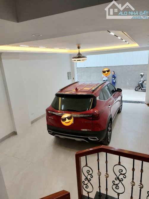 Nhà đẹp Phố Ngọc Thụy 47m2, 6 tầng, 14tỷ hơn, gara ô tô, thang máy, gần trường Việt Pháp - 1