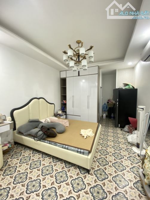 DUY NHẤT 👉 TẠI LÊ QUANG ĐẠO BÁN TOÀ 7 TẦNG -11 PHÒNG THANG MÁY - 50M2 CHỈ 13.X TỶ 👉LH EM - 2