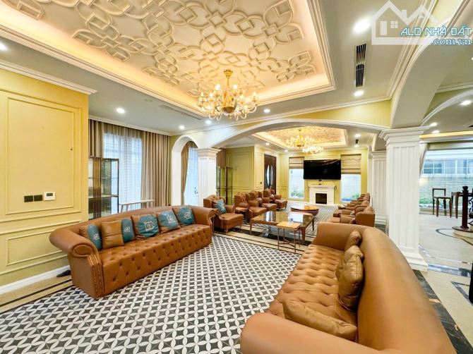 Cho thuê nhà liền kề biệt thự Nguyễn Tuân 150m2x4T, Cầu thang máy, đỗ được nhiều ô tô - 2