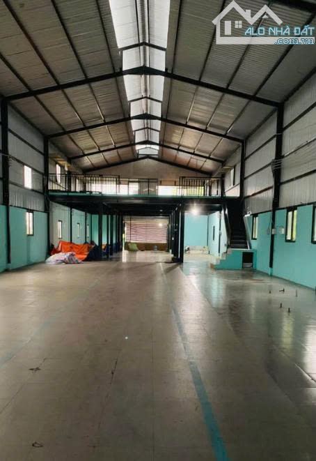 Kẹt Lắm rồi Chủ ngộp Cần Tiền Bán nhanh Căn nhà Xưởng 284m2 Sổ hồng riêng 850triệu Bao Phí - 2