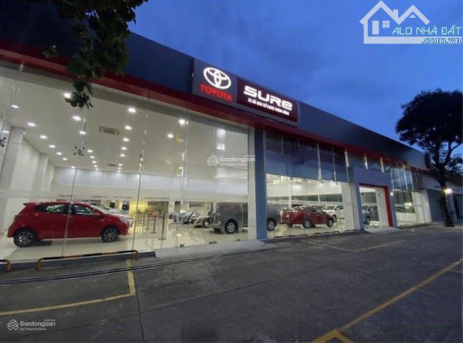 Ngân hàng định giá 65 tỷ, bán gấp 48 tỷ. MT ngay ĐH Hutech, 7.5x50m CN 231m2. GPXD: H5T - 2