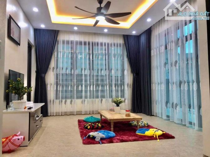 Nhà 4 tầng ở Đa Sỹ, Hà Đông, diện tích 102m2, dân xây rất đẹp, giá rẻ nhất khu vực - 2