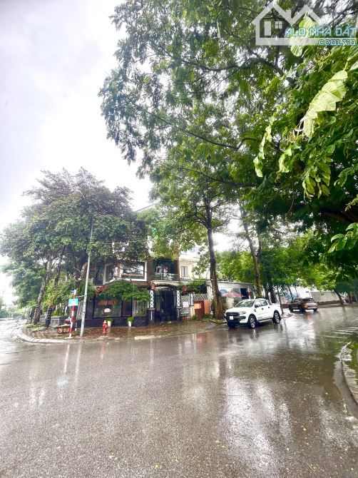 Bán gấp biệt thự khu đô thị Sài Đồng. Mặt tiền cực rộng - kinh doanh văn phòng bất chấp - 2