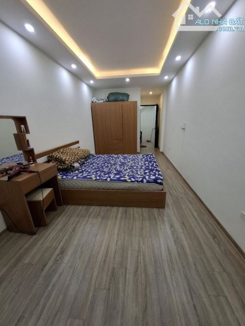 BÁN NHÀ ĐẸP 5 TẦNG AN THẮNG – BIÊN GIANG, VỀ Ở NGAY! Diện tích 30m² × 5 tầng, hiện đại - 2