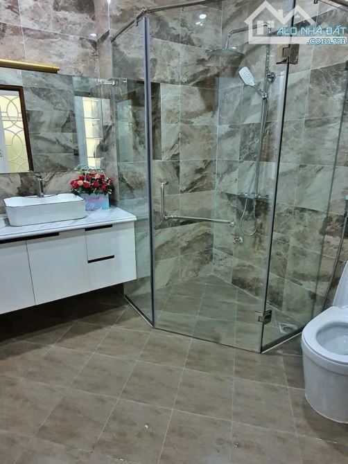Bán nhà khu Hàng Bè cạnh Kiến Hưng Luxury 55m2 chỉ 12.x tỷ. - 2