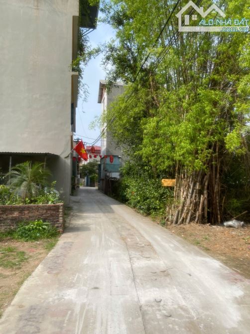 BÁN ĐẤT TẶNG NHÀ 4 TẦNG VÂN NỘI – ĐÔNG ANH đường  oto vào tận nhà, gần QL23B - 2