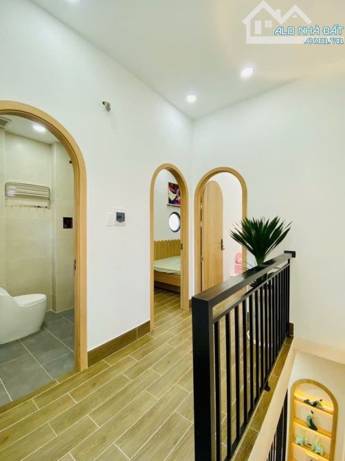 Giảm 100 triệu bán nhanh nhà đẹp 3 phòng ngủ, hẻm xe hơi, sát mặt tiền Quang Trung 4 tỷ 9 - 2