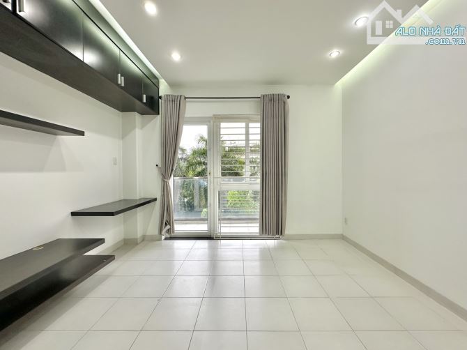 NGAY ĐẠI HỌC VĂN LANG – 100M2 – KHU ĐỒNG BỘ 4 TẦNG - CÔNG VIÊN TRƯỚC NHÀ - 2