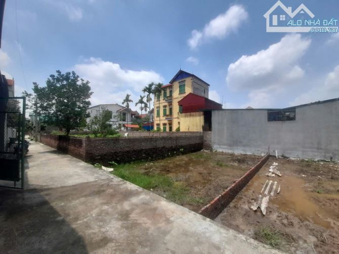 BÁN ĐẤT THUẬN THÀNH, BẮC NINH. 76M2 * MT 6,3M * 2 TỶ. Ô TÔ VÀO ĐẤT. - 2
