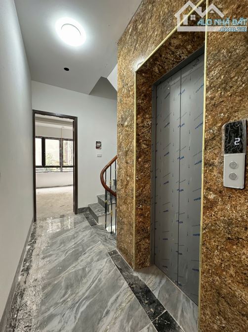 Chính chủ bán nhà Trần Khát Chân DT 55m2 5 tầng thang máy 6 phòng khép kín giá 9,8 tỷ CTL - 2