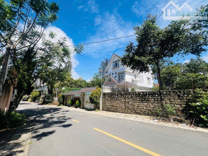 320m2 MẶT TIỀN NGÔ HUY DIỄN - NGANG 11M - GẦN CÔNG AN TỈNH LÂM ĐỒNG, TRƯỜNG HỌC, BỆNH VIỆN - 2