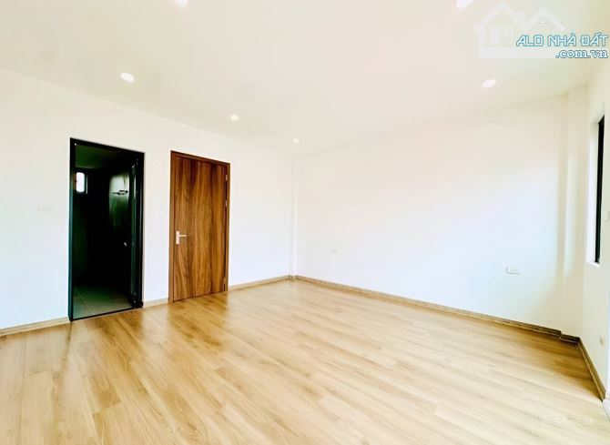 NHÀ MỚI 39M 3 NGỦ PHÚC LỢI - THANG MÁY TƯƠNG LAI - SỔ SÁCH VẸN TOÀN - 6 TỶ VỪA - 2