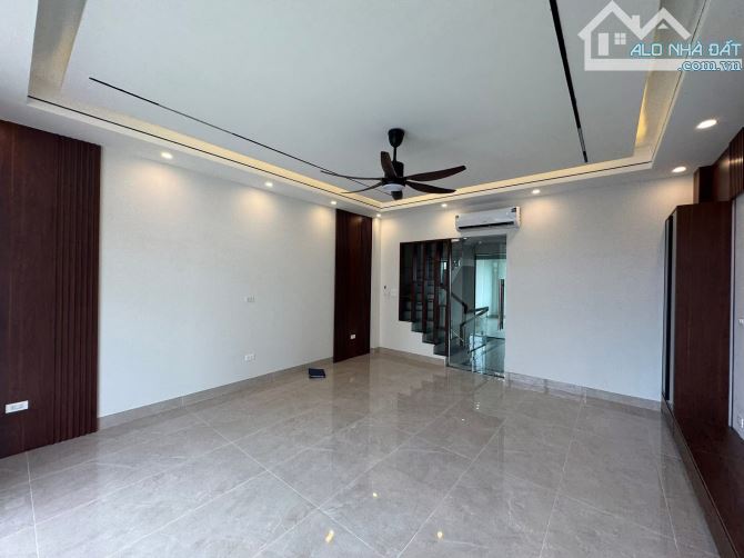 (THANG MÁY) Bán nhà phân lô Lai Xá 75mx6T MT rộng oto tránh vỉa hè hơn 16.8 tỷ KDVP - 2