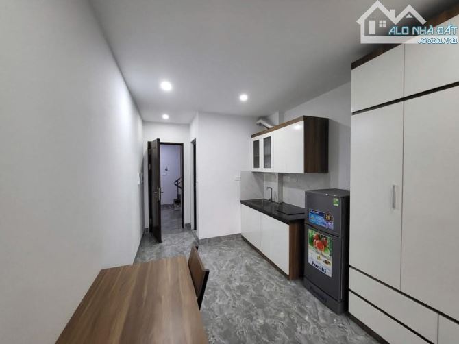 Cô Vân bán Toà nhà CCMN 36/22a Dịch Vọng Hậu, 76m2, 9T, 13.2 tỷ - 2