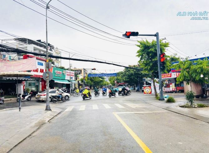Bán Nhà Song Hành Q12 - 500M2 (16 x35 ) Cấp 4 ( nhà nát) - Hẻm 10M -  Chỉ 23,9Tỷ. - 3