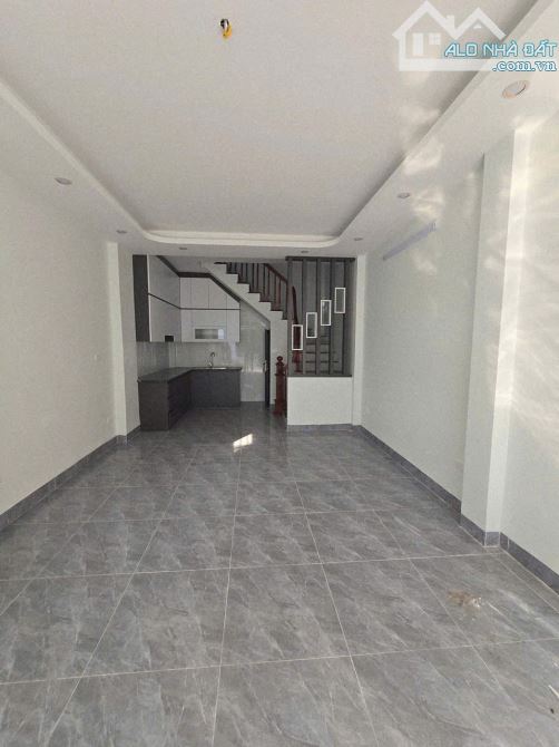 NHÀ MỚI LIÊN MẠC - Ô TÔ ĐỖ CỬA, 40M2, 5 TẦNG, MT 4M - GIÁ 7 TỶ - 3