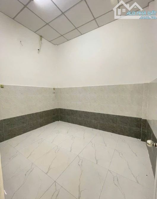 Gồng Không Nỗi Cần Bán nhanh Căn nhà ở Tân Hiệp 8 Hóc Môn 75m2 Sổ Hồng riêng 750triệu - 3